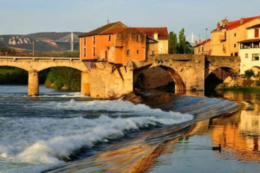 Confort, Wifi Et Garage Millau Esterno foto