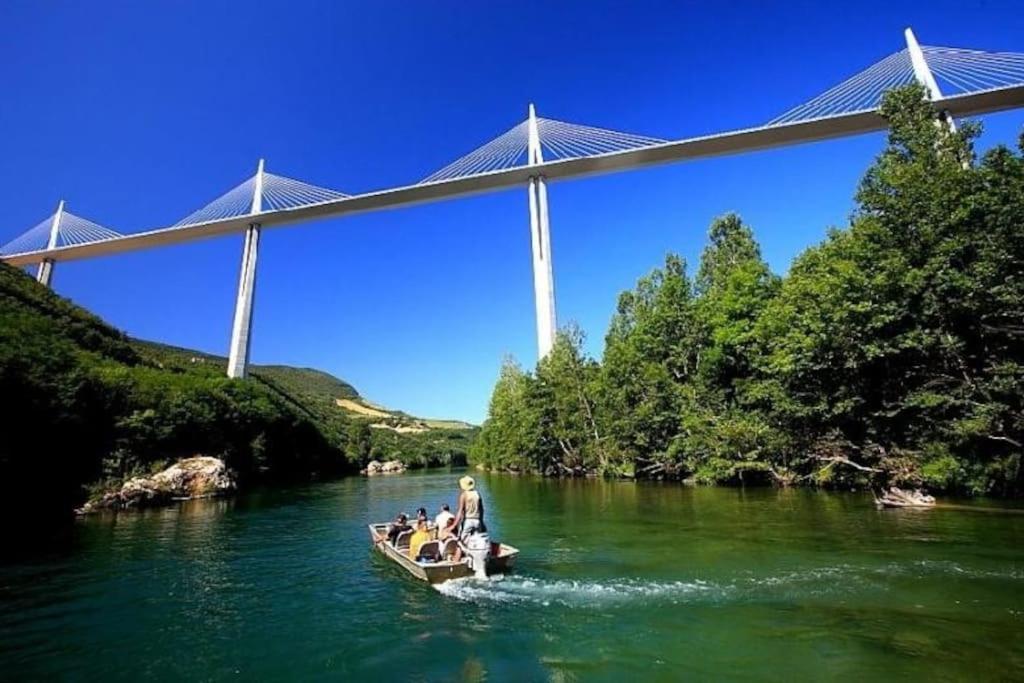 Confort, Wifi Et Garage Millau Esterno foto