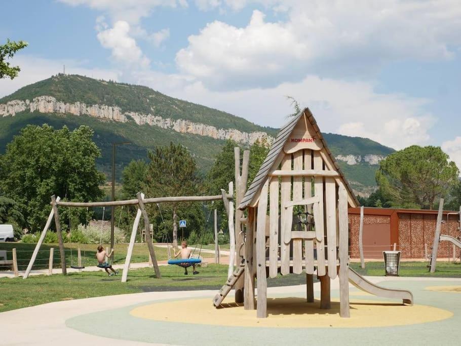 Confort, Wifi Et Garage Millau Esterno foto